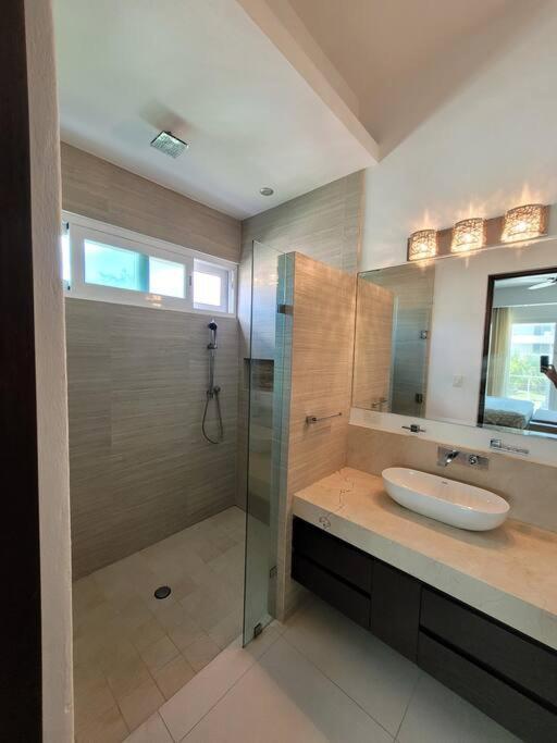 Villa Casa Jounieh - Unique 4 Bedrooms+pool Cozumel